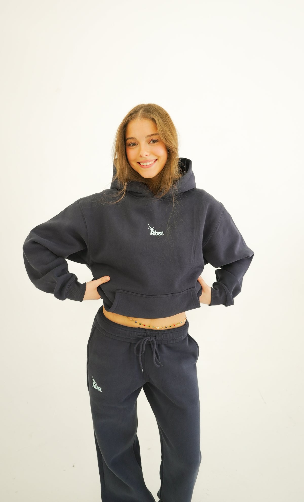 CORE HOODIE